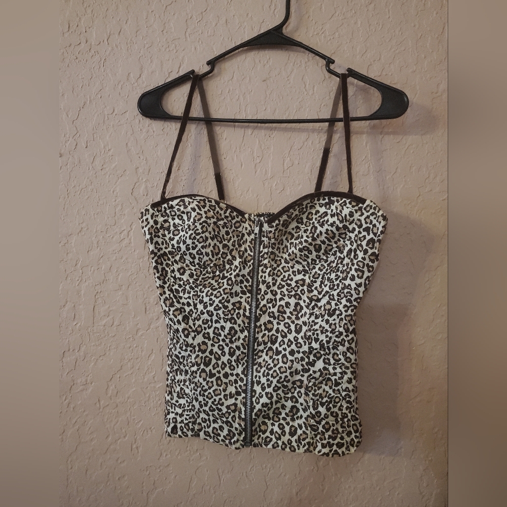 Sele animal print top with velvety spaghetti straps and trimming size Medium
